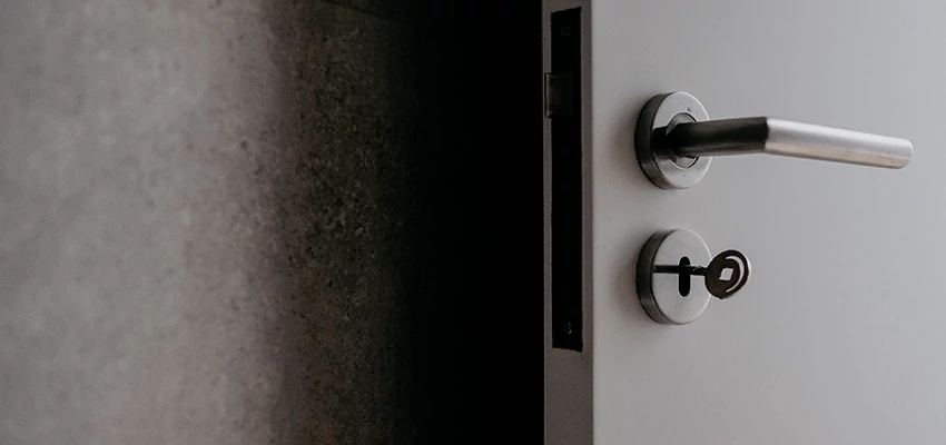 Front Door Handle Repair And Installation in Rancho Santa Margarita, CA